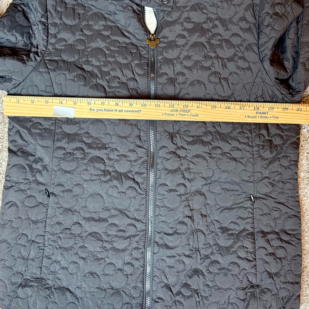 Disney Parks Women’s Mickey Mouse Ears Black Quilted Jacket Sherpa Lining Size L - Picture 4 of 13